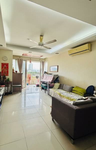 Condominium for Sale at Platinum Lake PV 16 - William Yeoh - Living Room - PropertyGuru.com.my