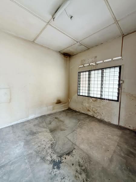Rumah Teres 1 Tingkat untuk Dijual di Taman Puteri Wangsa (Ulu Tiram) - Wong Yi Xin - Interior - PropertyGuru.com.my