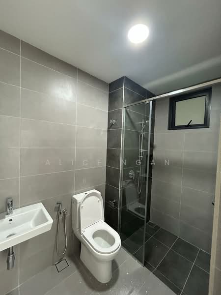 Service Residence for Sale at Sunway Belfield - Alice Ngan - Bathroom - PropertyGuru.com.my