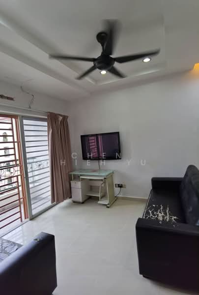 Rumah Bandar untuk Dijual di Johor Bahru (Johor) - Chen Shieh Yu - Living Room - PropertyGuru.com.my