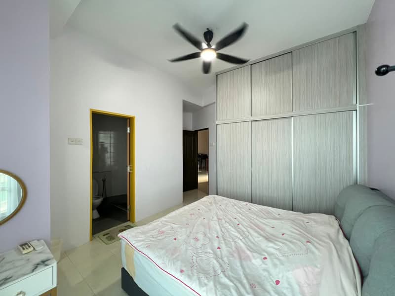 Condominium for Rent at The View Condominium - Eva Liew - Bedroom - PropertyGuru.com.my