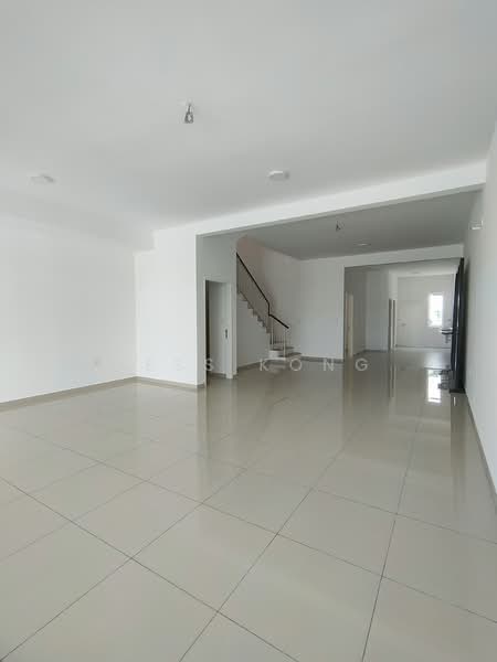 Rumah Teres 2 Tingkat untuk Dijual di Bandar Sri Sendayan (Negeri Sembilan) - Jess Kong - Living Room - PropertyGuru.com.my