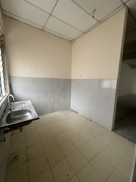 Pejabat untuk Disewa di Taman Lestari Putra (Seri Kembangan) - Wei Liew - PropertyGuru.com.my