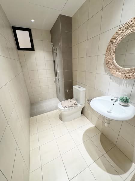 Service Residence for Sale at Alia @ Mori Park - FM Hong - Bathroom - PropertyGuru.com.my