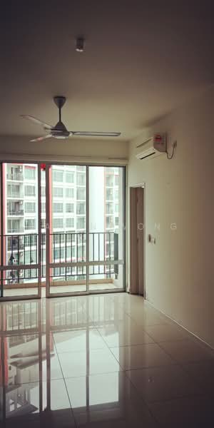 Servis Apartment untuk Disewa di Greenfield Regency - Karen Wong - Living Room - PropertyGuru.com.my