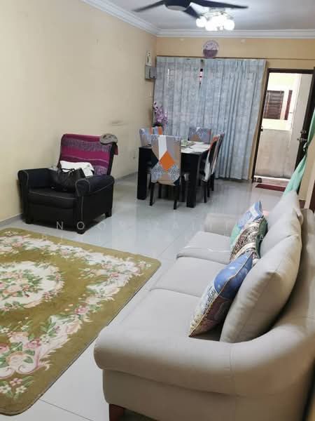 Pangsapuri untuk Disewa di PPR Lembah Subang 2 - Noor Zalifa Binti Zakaria - Living Room - PropertyGuru.com.my