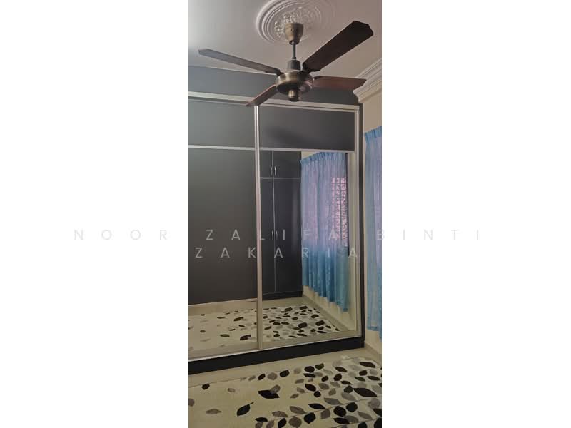 Pangsapuri untuk Disewa di PPR Lembah Subang 2 - Noor Zalifa Binti Zakaria - Bedroom - PropertyGuru.com.my