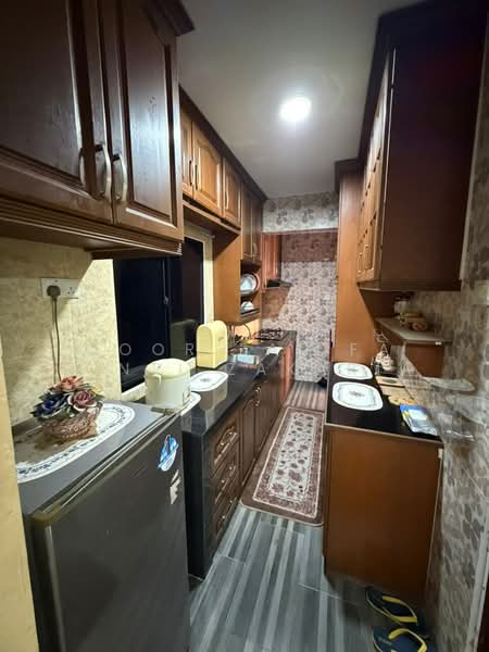 Apartment for Rent at PPR Lembah Subang 2 - Noor Zalifa Binti Zakaria - Kitchen - PropertyGuru.com.my