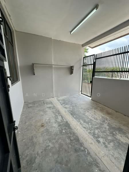 Rumah Teres 2 Tingkat untuk Dijual di Taman Damansara Aliff (Tampoi) - Andrew Teo - Exterior - PropertyGuru.com.my