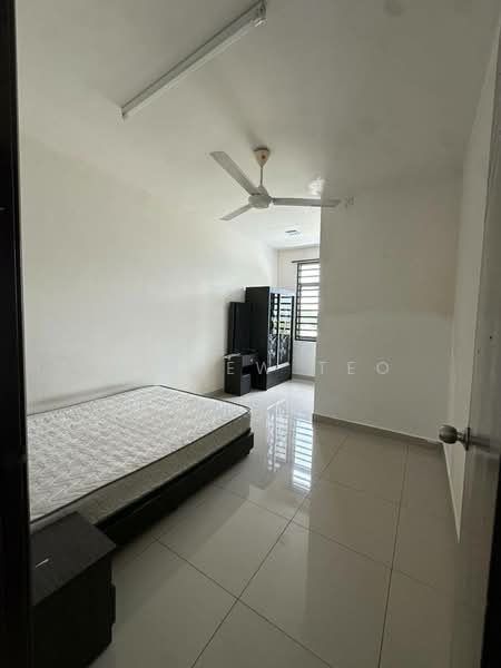 Rumah Teres 2 Tingkat untuk Dijual di Taman Damansara Aliff (Tampoi) - Andrew Teo - Bedroom - PropertyGuru.com.my