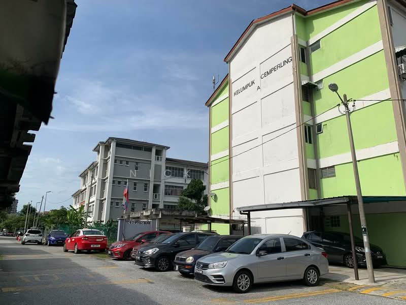 Rumah Flat untuk Dijual di Kelumpuk Cemperling - Nick Law - Exterior - PropertyGuru.com.my