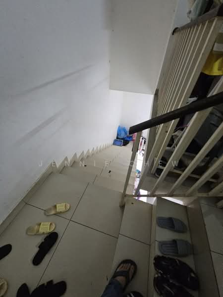 2-storey Terraced House for Sale in Taman Mount Austin (Tebrau) - Jennie Chew - Corridor - PropertyGuru.com.my