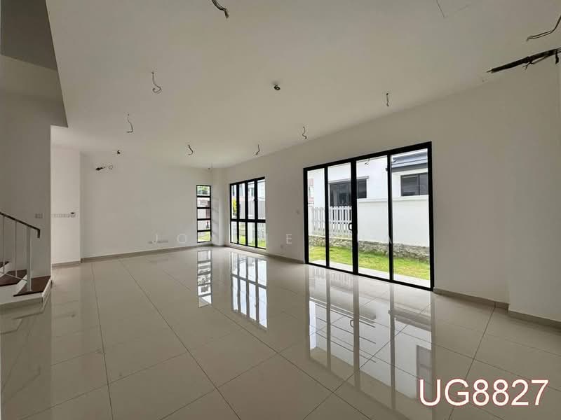 Semi-Detached House for Sale in Shah Alam (Selangor) - Joanne Pua - Living Room - PropertyGuru.com.my