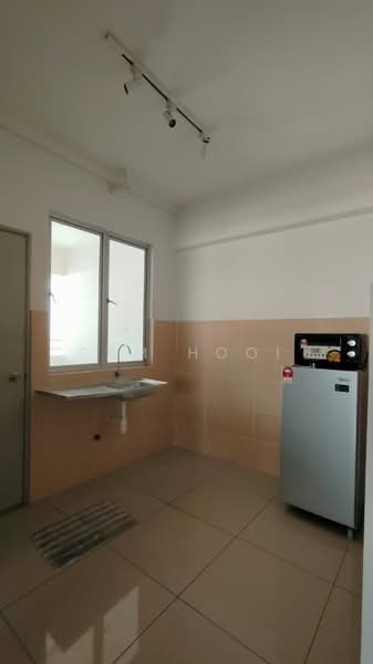 Servis Apartment untuk Disewa di Main Place Residence - SAM HOOI - Kitchen - PropertyGuru.com.my