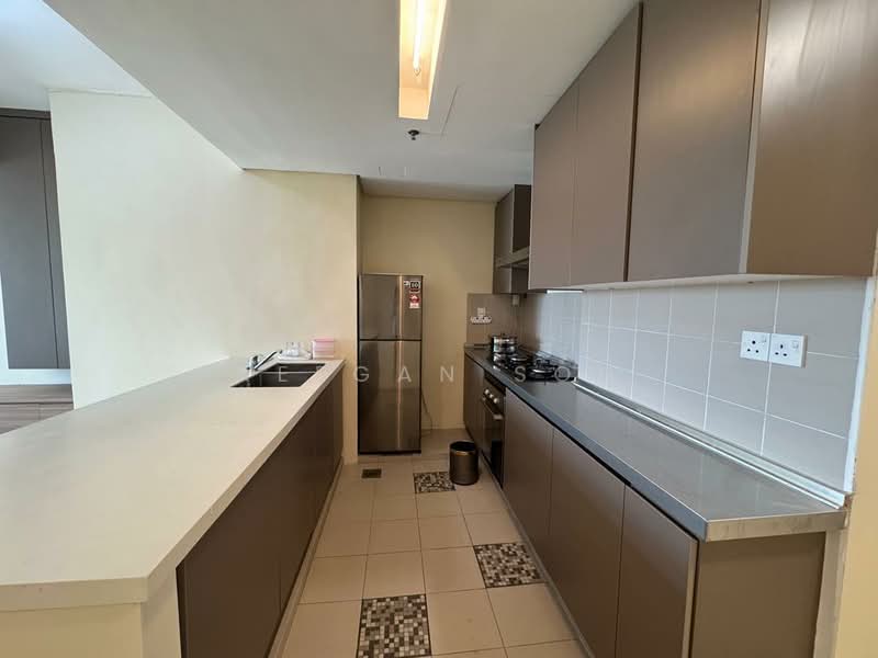 Service Residence for Rent at i-Zen @ Kiara 2 - Keegan Soh - Kitchen - PropertyGuru.com.my