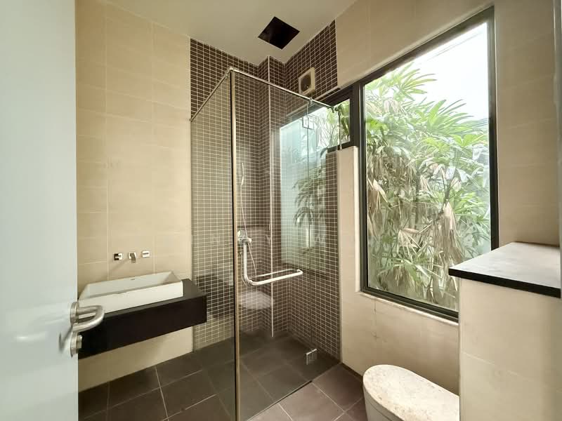 Bungalow for Sale in Saujana (Selangor) - Caindy Wong - Bathroom - PropertyGuru.com.my