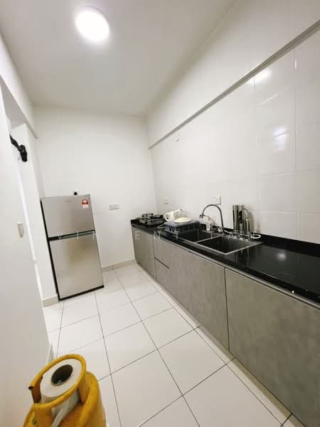 Kondominium untuk Disewa di One Foresta - Vincent Tan - Kitchen - PropertyGuru.com.my