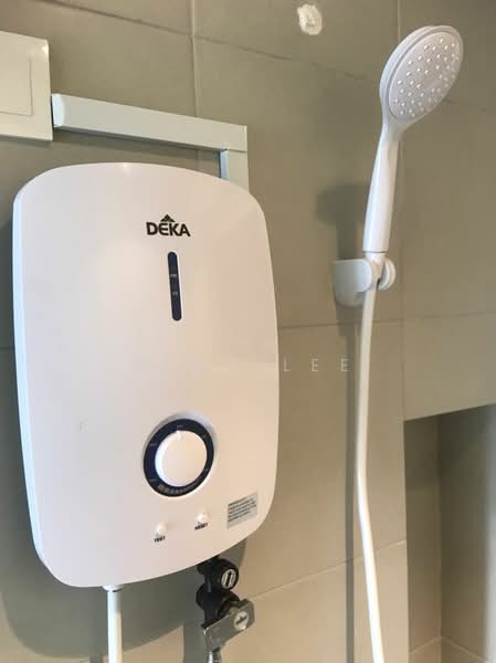 Kondominium untuk Disewa di Sofiya Residensi - Kemp Lee - Bathroom - PropertyGuru.com.my