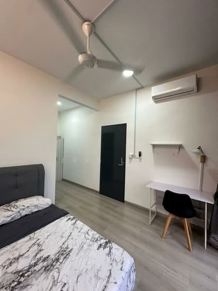 Condominium for Rent at The Holmes 2 - Iris Lee - Bedroom - PropertyGuru.com.my