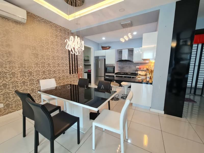 Condominium for Sale at The Address Boutique Condominium - Tong Liang Ooi - Dining Room - PropertyGuru.com.my
