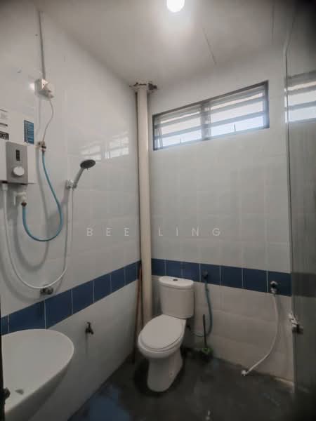 1-storey Terraced House for Sale in Telok Air Tawar (Butterworth) - Bee Ling - Bathroom - PropertyGuru.com.my