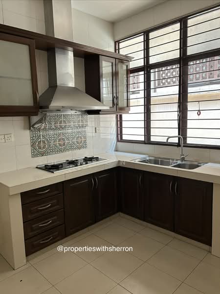 Semi-Detached House for Sale in Kelana Jaya (Petaling Jaya) - Sherron Sim - PropertyGuru.com.my