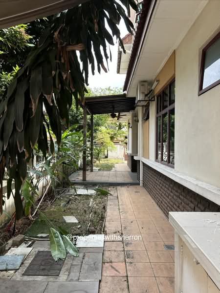Semi-Detached House for Sale in Kelana Jaya (Petaling Jaya) - Sherron Sim - PropertyGuru.com.my