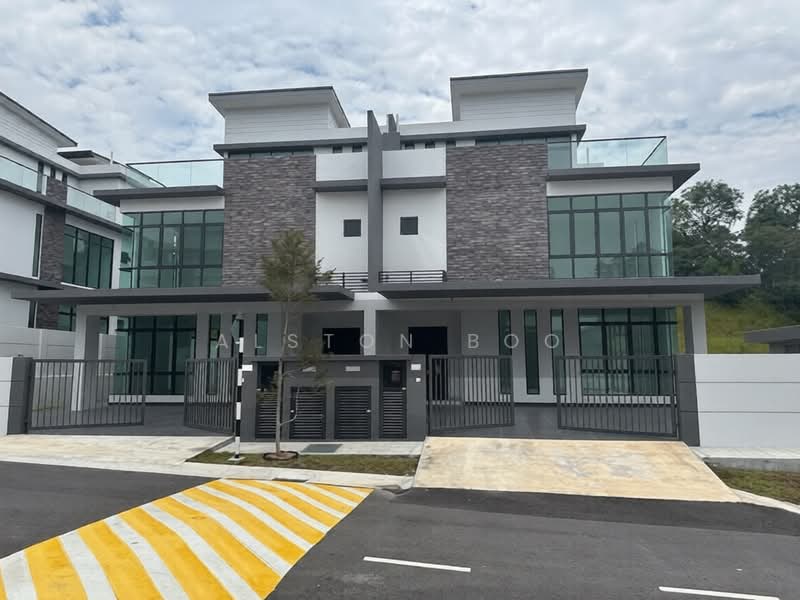 Semi-Detached House for Rent in Batu 9 (Cheras) - Alston Boo - Exterior - PropertyGuru.com.my