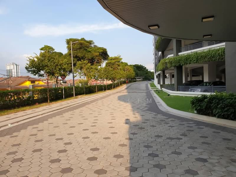 Servis Apartment untuk Disewa di Molek Regency - Alex Lim - Exterior - PropertyGuru.com.my