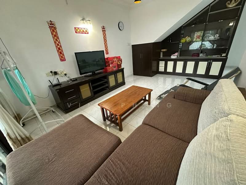 2-storey Terraced House for Rent in Taman Pantai Emas (Klebang) - Vinc Pheng - Living Room - PropertyGuru.com.my