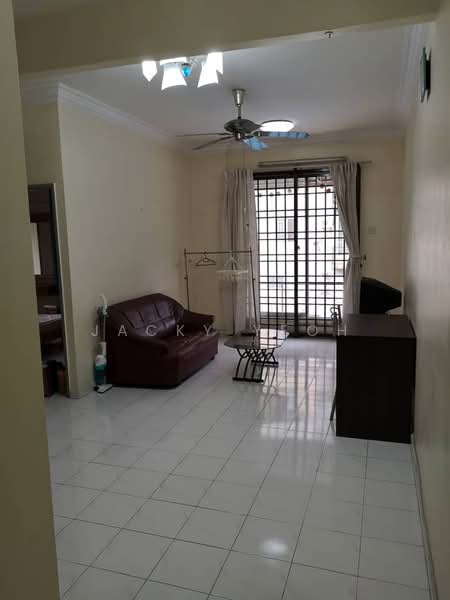 Pangsapuri untuk Dijual di Desa Alor Vista - Jacky Yeoh - Living Room - PropertyGuru.com.my