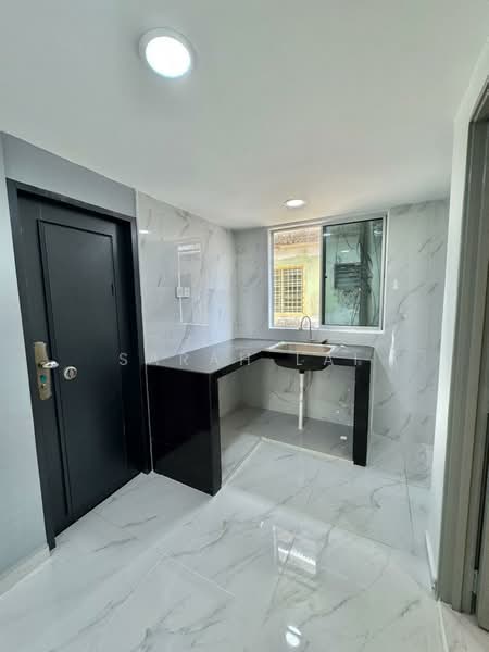 2-storey Terraced House for Sale in Taman Rinting (Masai) - Sarah Lai - Kitchen - PropertyGuru.com.my