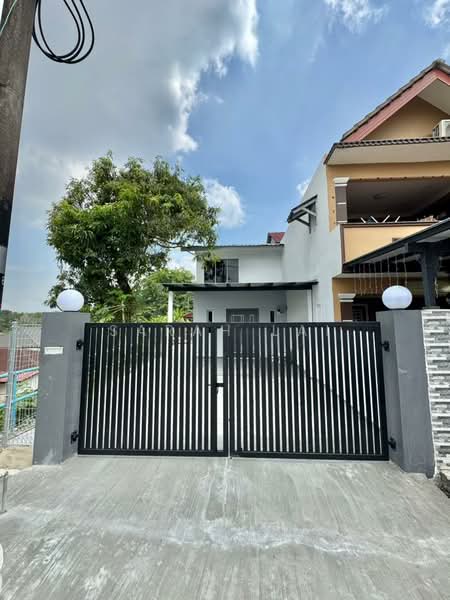 2-storey Terraced House for Sale in Taman Rinting (Masai) - Sarah Lai - PropertyGuru.com.my