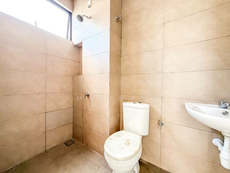 Rumah Teres 2 Tingkat untuk Dijual di Kajang (Selangor) - Ilman Nahri - Bathroom - PropertyGuru.com.my