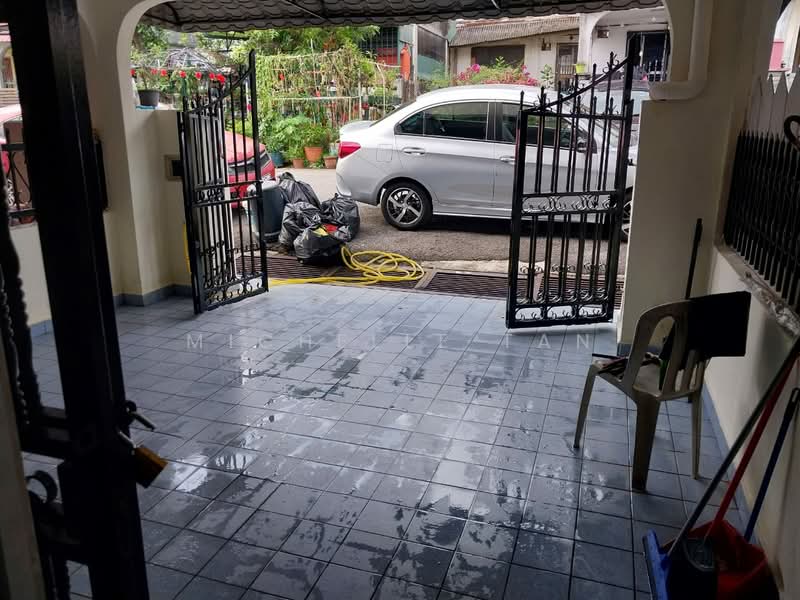 Rumah Teres untuk Dijual di Kajang (Selangor) - Michelle Tan - Exterior - PropertyGuru.com.my
