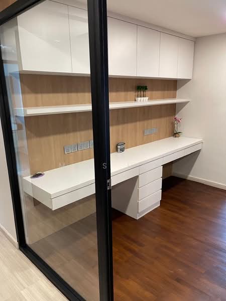 Apartment for Rent at Molek Pine 4 - Mars Hoe - PropertyGuru.com.my