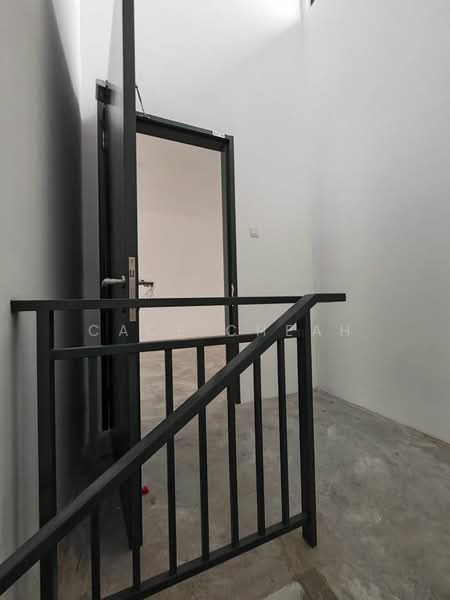 Kedai / Pejabat untuk Disewa di Horizon Hills (Iskandar Puteri (Nusajaya)) - Cace Cheah - 1st Floor Entrance - PropertyGuru.com.my