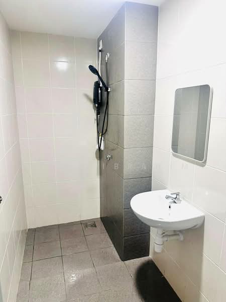Kondominium untuk Disewa di Cassia Residence @ Laman View - Hawa Ibrahim - Bathroom - PropertyGuru.com.my