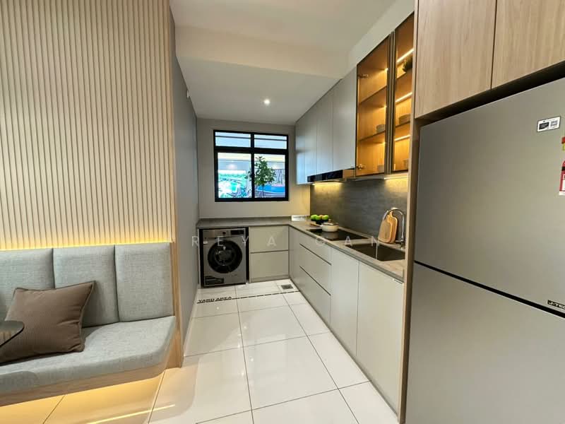 Servis Apartment untuk Dijual di Topaz @ Crest@Austin - Freya Gan - Kitchen - PropertyGuru.com.my