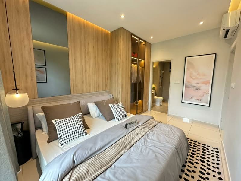 Servis Apartment untuk Dijual di Topaz @ Crest@Austin - Freya Gan - Bedroom - PropertyGuru.com.my