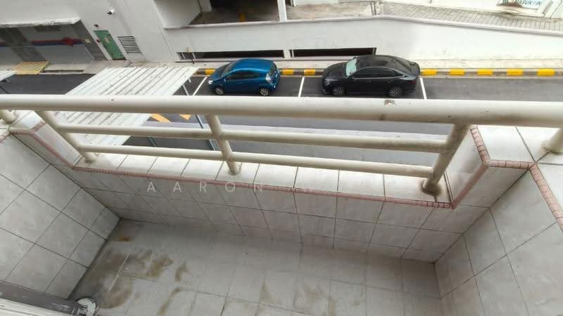 Pangsapuri untuk Dijual di Jalil Damai Apartments - Aaron Wong - Balcony - PropertyGuru.com.my