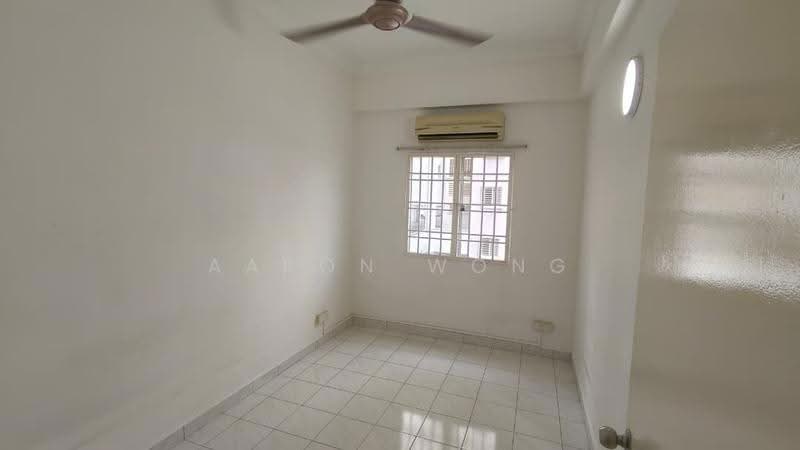 Pangsapuri untuk Dijual di Jalil Damai Apartments - Aaron Wong - Interior - PropertyGuru.com.my