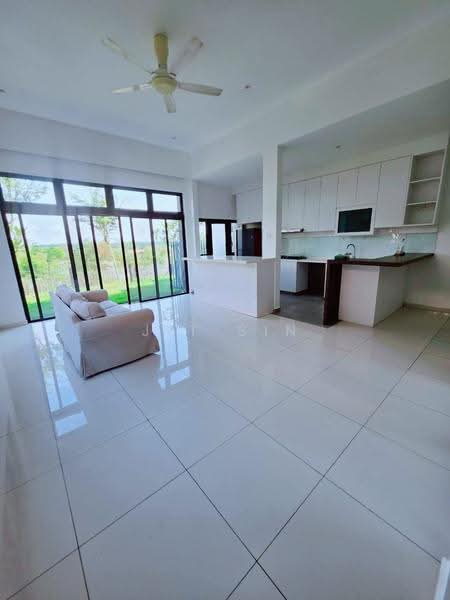 Rumah Teres untuk Disewa di Iskandar Puteri (Nusajaya) (Johor) - Jit Sin Cheah - Living Room - PropertyGuru.com.my