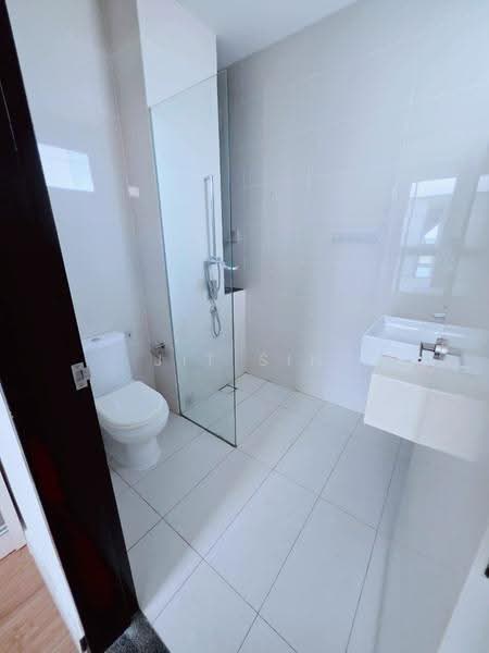 Rumah Teres untuk Disewa di Iskandar Puteri (Nusajaya) (Johor) - Jit Sin Cheah - Bathroom - PropertyGuru.com.my