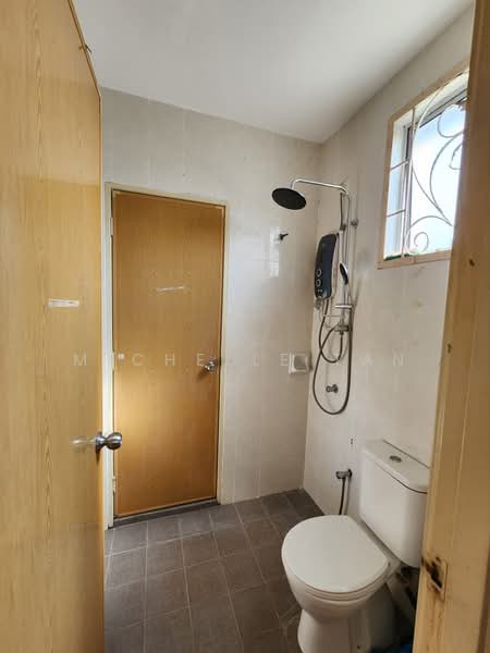 Semi-Detached House for Sale in Saujana Impian (Kajang) - Michelle Tan - Bathroom - PropertyGuru.com.my
