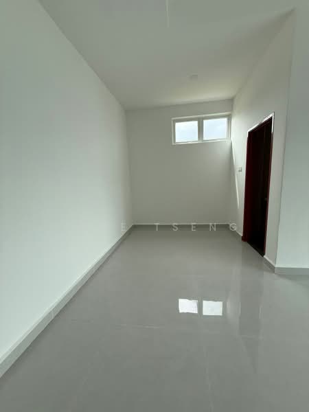 Semi-Detached House for Sale in Taman Mount Austin (Tebrau) - June Tseng - PropertyGuru.com.my