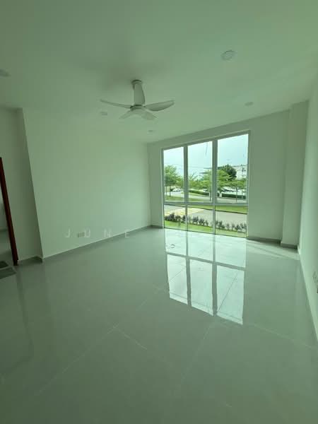 Semi-Detached House for Sale in Taman Mount Austin (Tebrau) - June Tseng - PropertyGuru.com.my