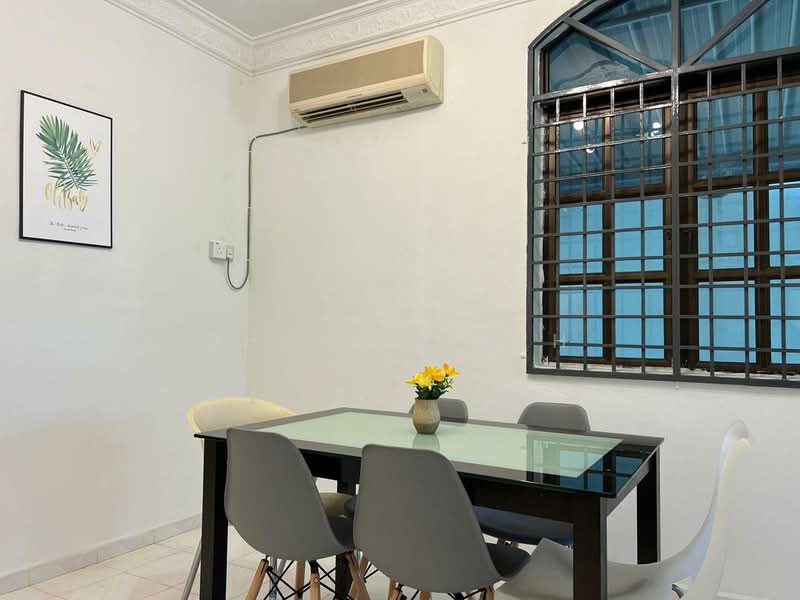 Semi-Detached House for Sale in Taman Kijang (Lunas) - Shirley Teh - Dining Room - PropertyGuru.com.my