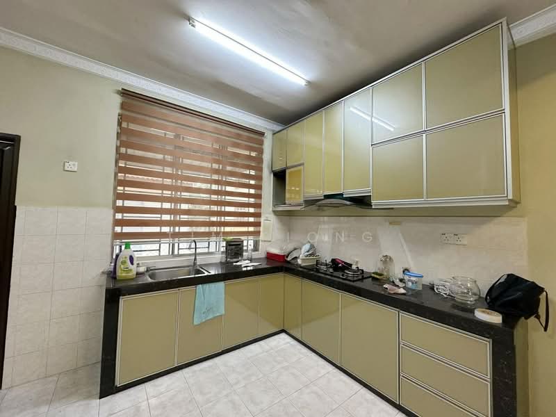 Rumah Teres 2 Tingkat untuk Dijual di Taman Angkasa Nuri (Durian Tunggal) - Tim Piong - Kitchen - PropertyGuru.com.my