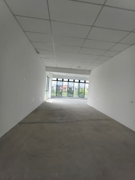 Kedai untuk Disewa di Bandar Cemerlang (Ulu Tiram) - Jessy Koh - Interior - PropertyGuru.com.my